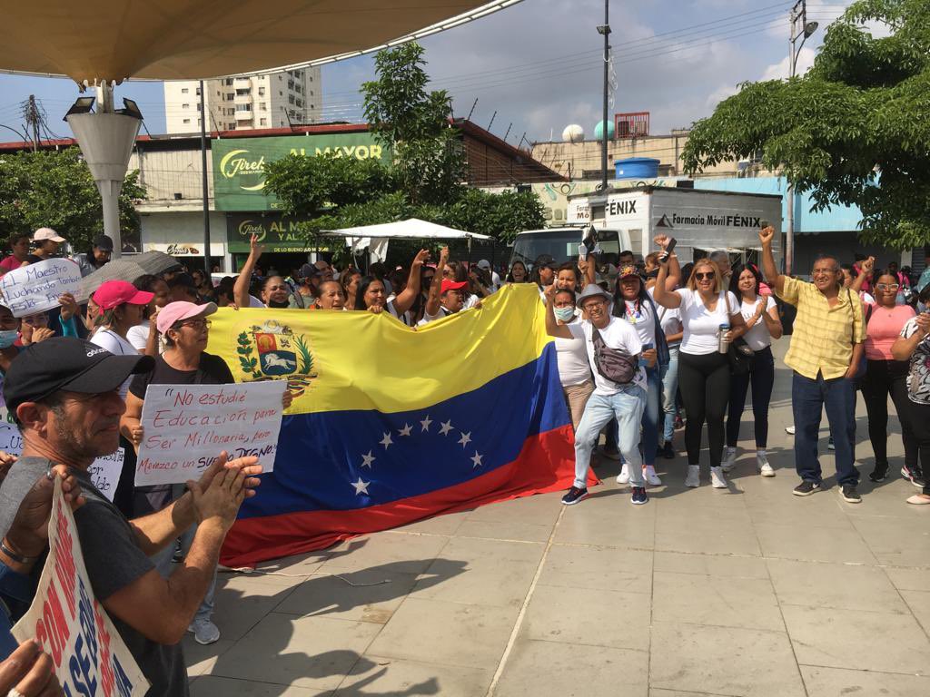 Sector salud y educación tomaron las calles de Maracay para exigir mejoras salariales