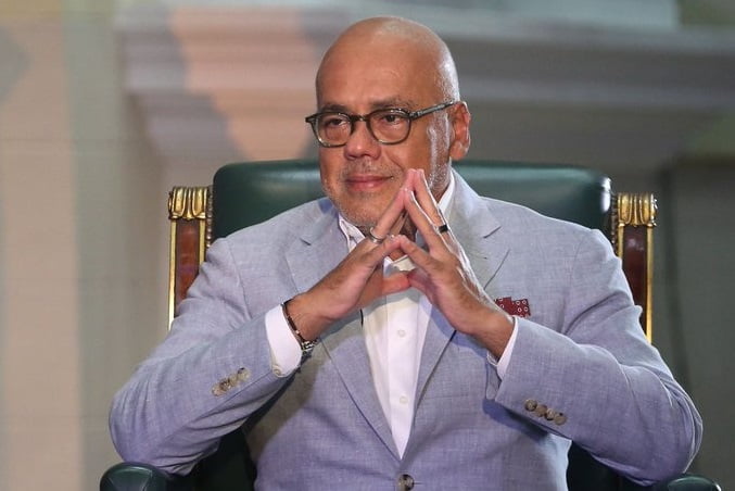 Jorge Rodríguez se alborotó por el decreto del "Día de Juan Guaidó" en Miami