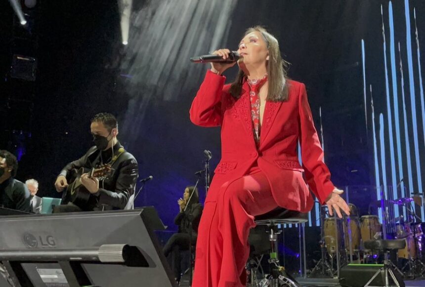 Ana Gabriel adelantó su posible retiro de los escenarios: La edad golpea (+Video)