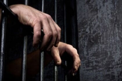 Miranda | Detienen a hombre que agredió a sus hijastras con correa y una varilla