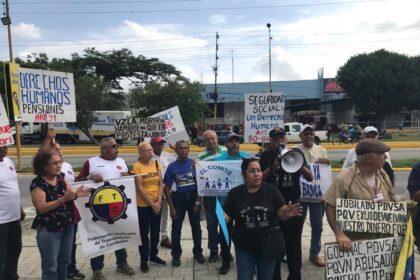 protesta jubilados y pensionados adultos mayores en carabobo valencia