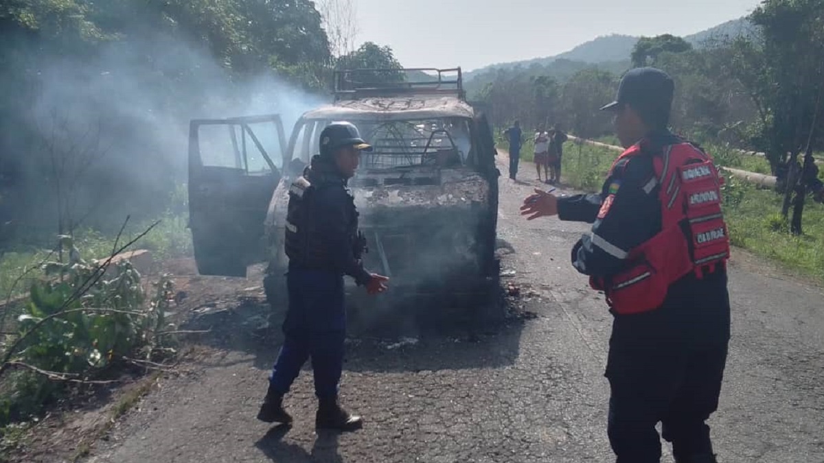 Incendio de una buseta causa 2 muertos y 6 heridos en Anzoátegui - El ...