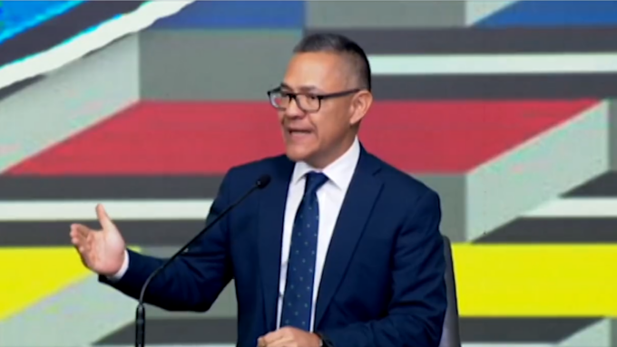 Ernesto Villegas plantea revisar leyes para garantizar libertades ciudadanas